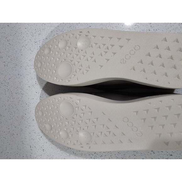 Loafers_&_Slip_Ons